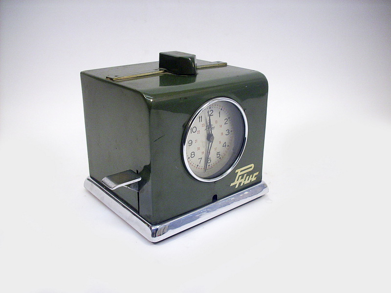 maquina fichar phuc metal 22x21x20 1u